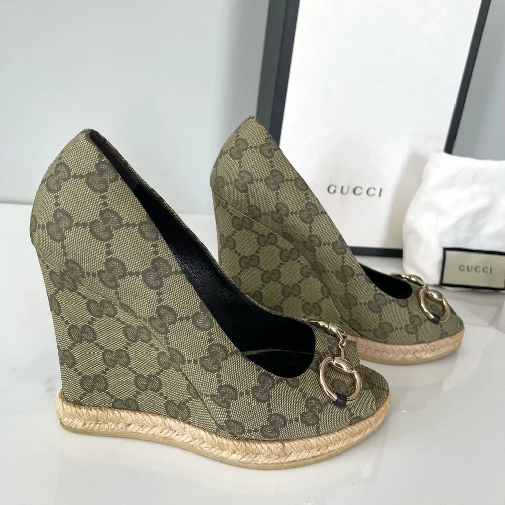 NEW IN BOX GUCCI GG LOGO MONOGRAM WEDGES - Picture 5 of 15